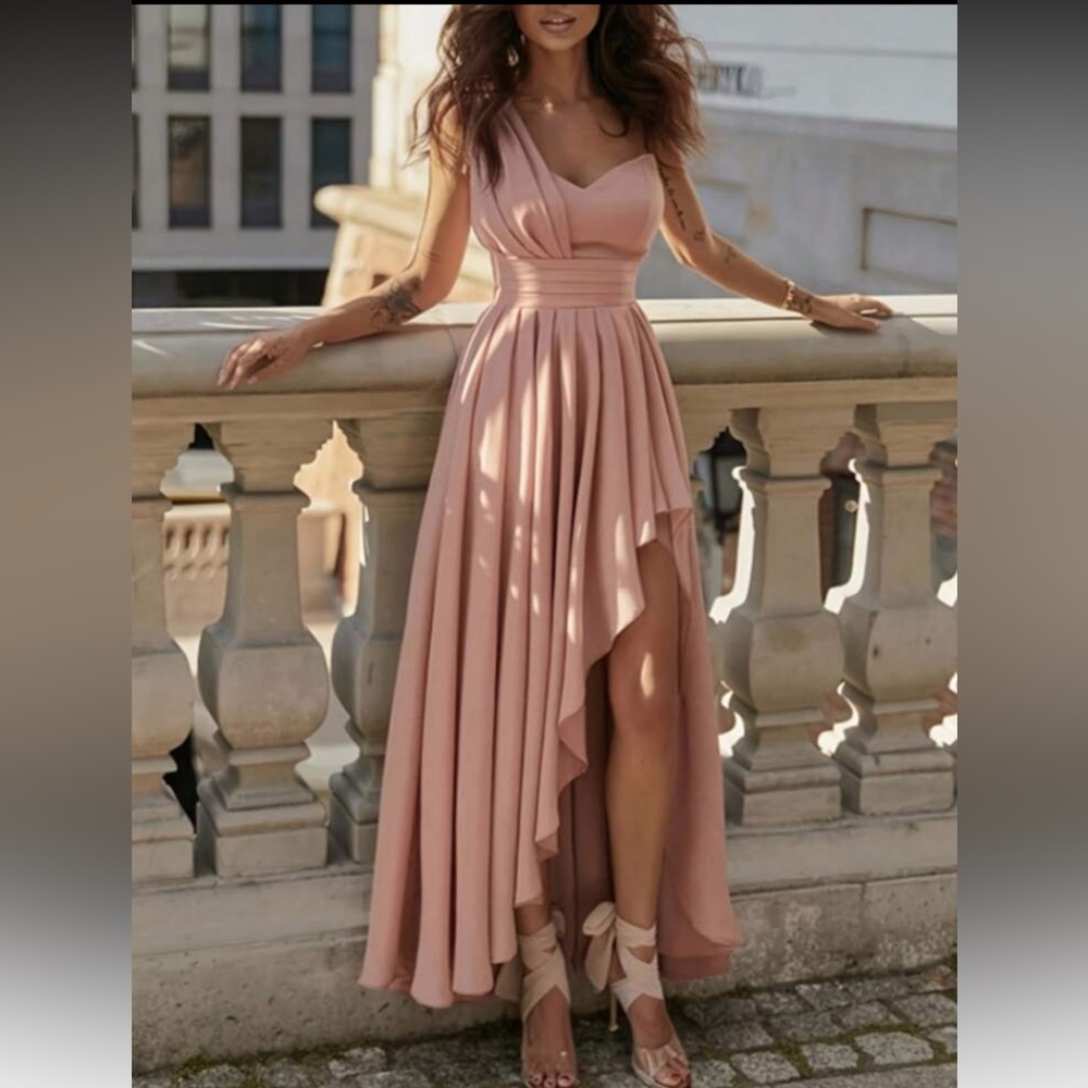 Elegant Pink Evening Gown